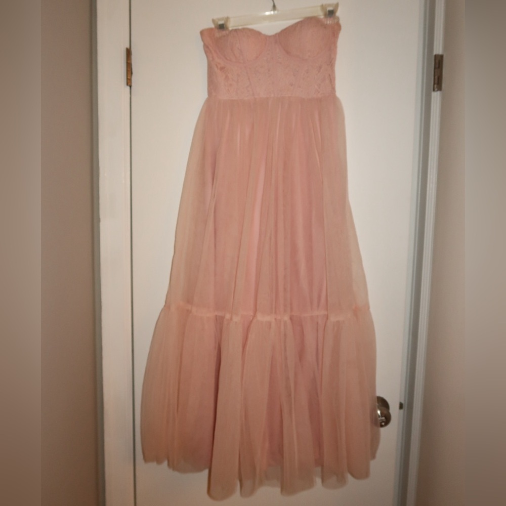 Elegant Strapless Pink Gown